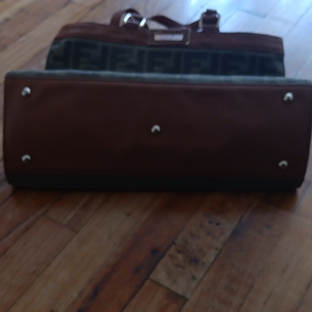 Fendi Medium Peek A Boo Tote GUC - Picture 6 of 11
